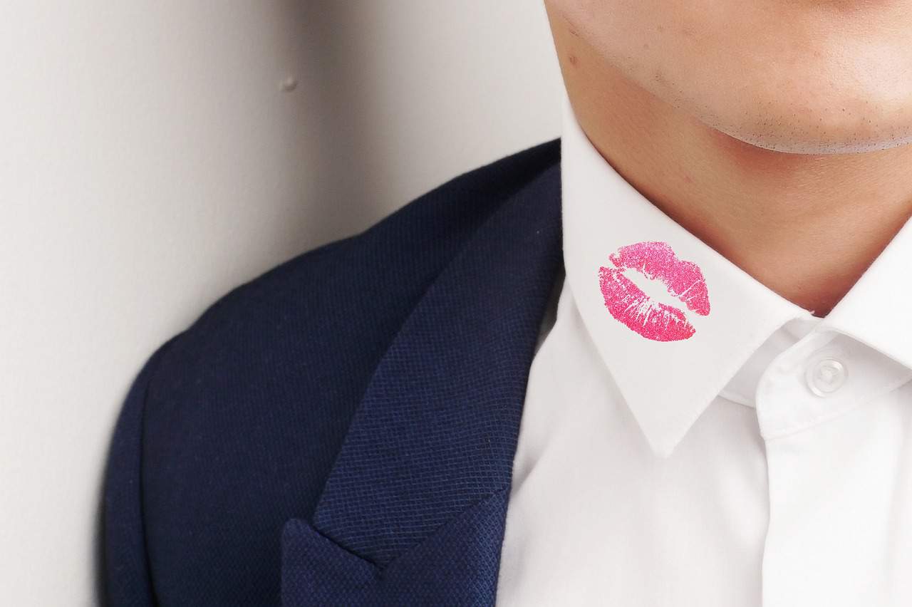 lipstick on the collar